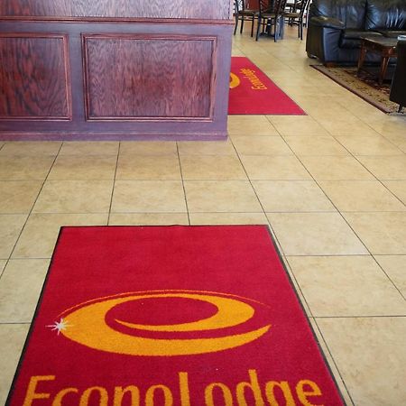 Econo Lodge Inn & Suites Kearney Eksteriør billede