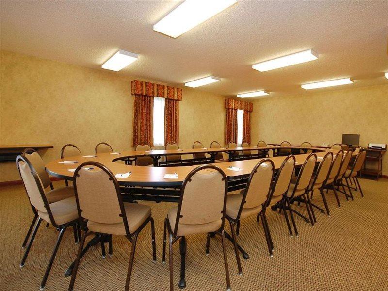 Econo Lodge Inn & Suites Kearney Eksteriør billede