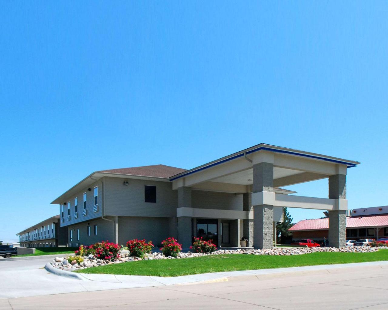 Econo Lodge Inn & Suites Kearney Eksteriør billede
